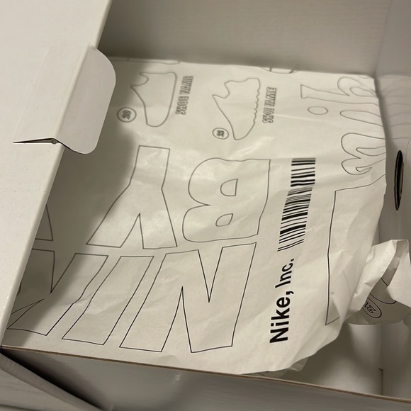 Nike AF1 - Picture 7 of 10